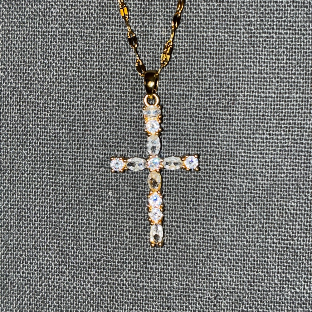 Elegant Golden Tone Stainless Steel and Silver Cross Pendant Necklace